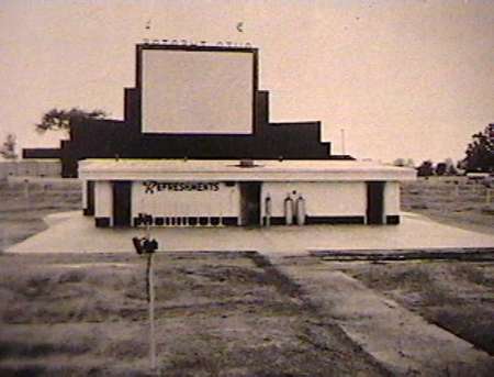Auto Theatre - Projection And Screen - Photo From Rg